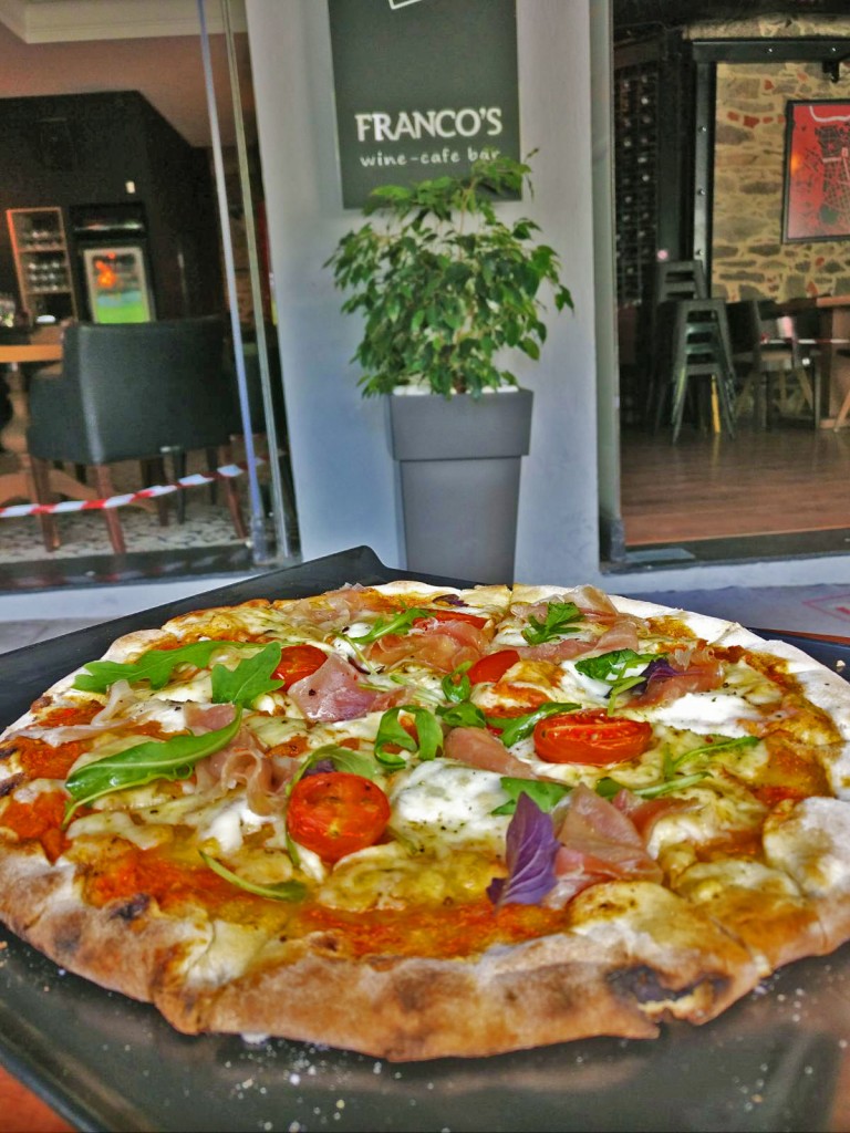 francos-fagito-kavala-italian-pizza