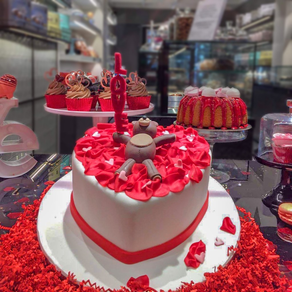 bakehouse-chrisanthidis-kavala-agios-valentinos-vitrina-002