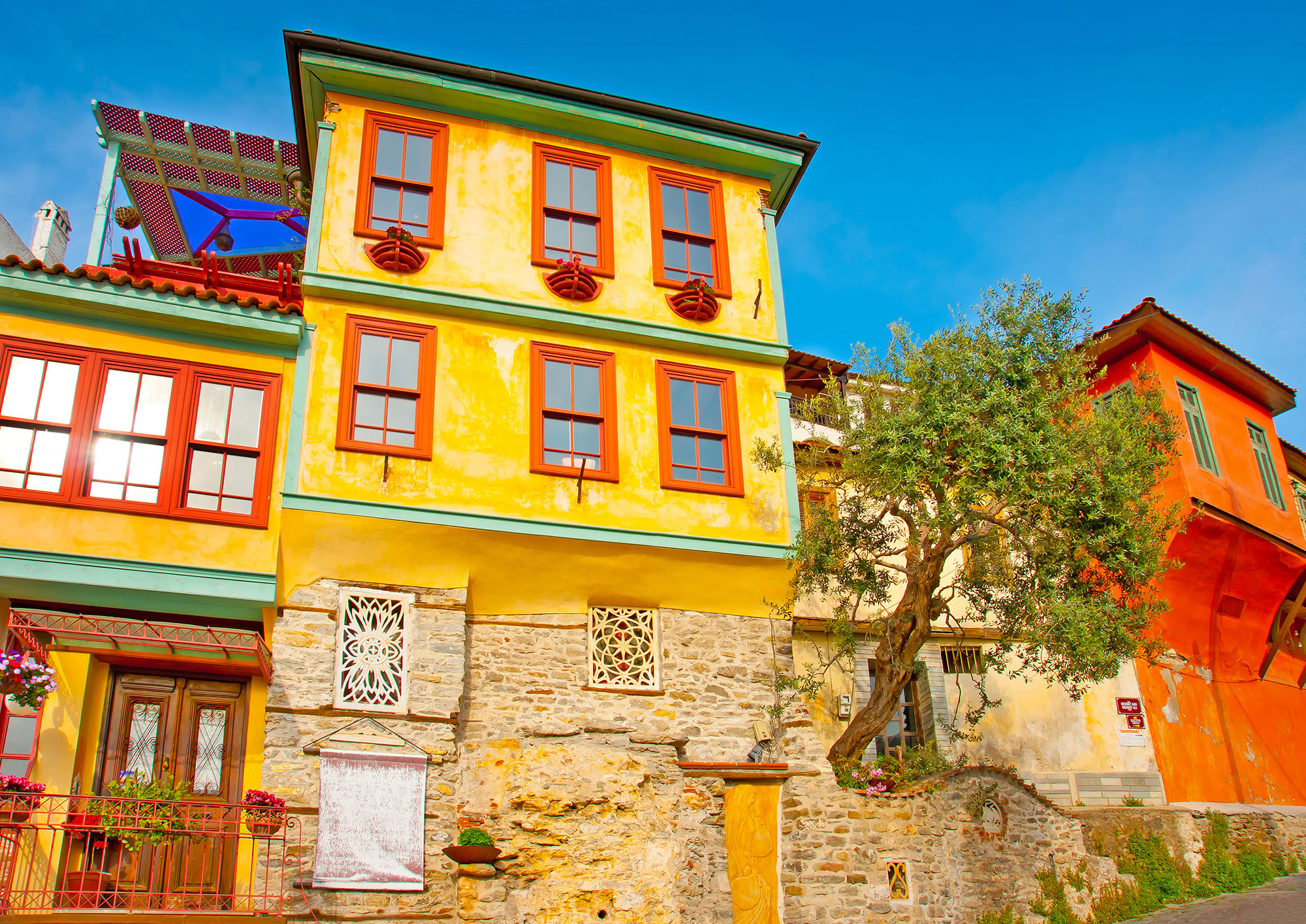 kavala-palia-poli