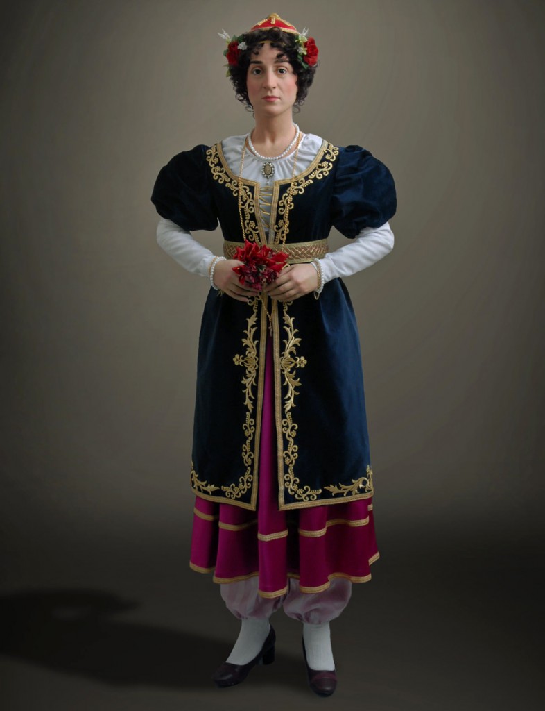 mouseio-kavala-kerina-omoiomata-mavrogenous-003
