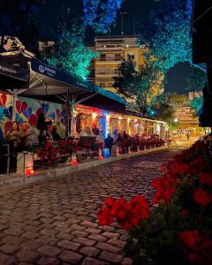 francos-bar-cafe-kavala-citypedia