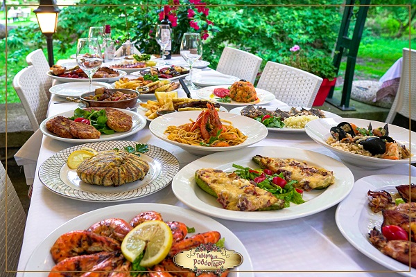 citypedia-kavala-rodostamo-taverna-fish