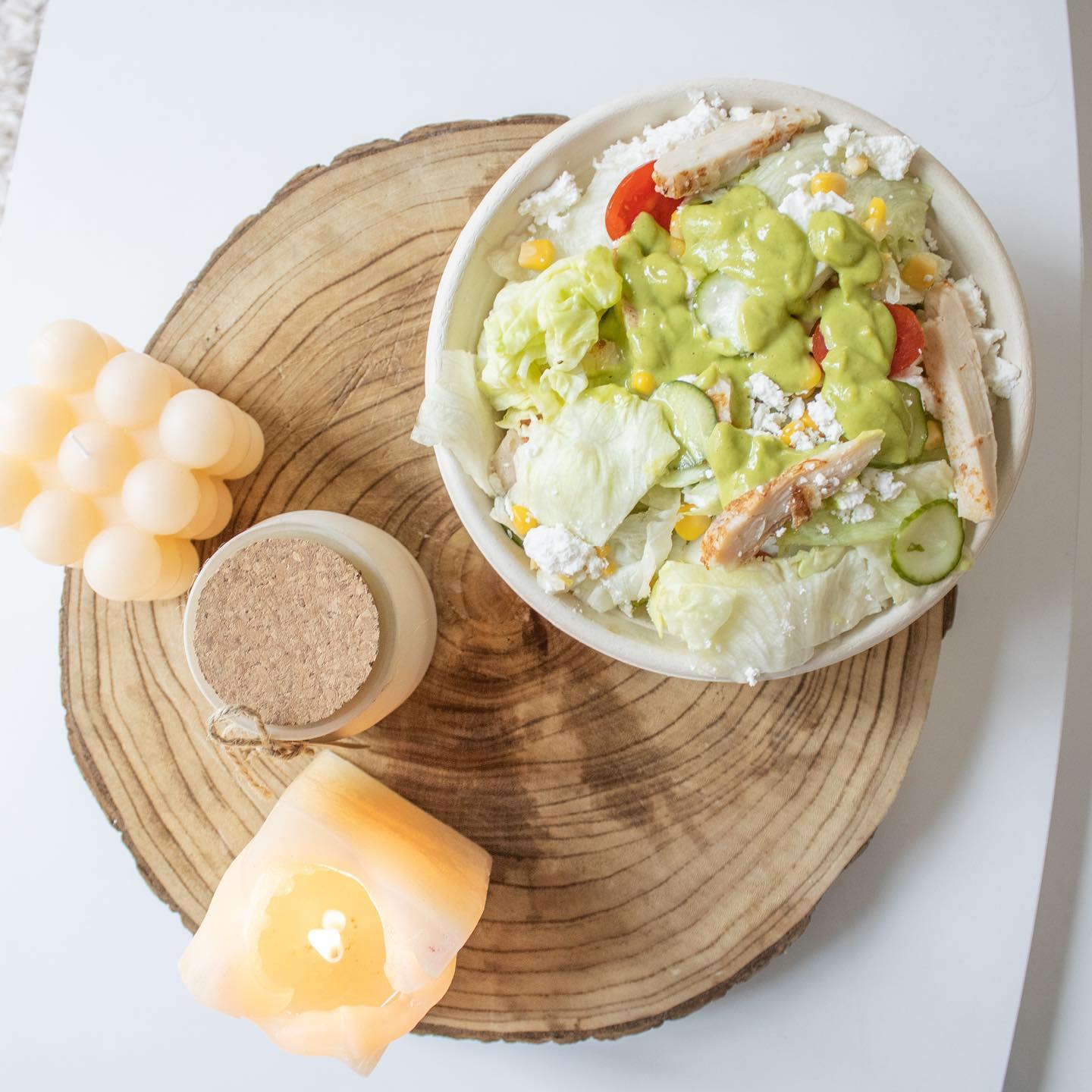 tzotzo_salad_chicken_avocado_kavala_citypedia