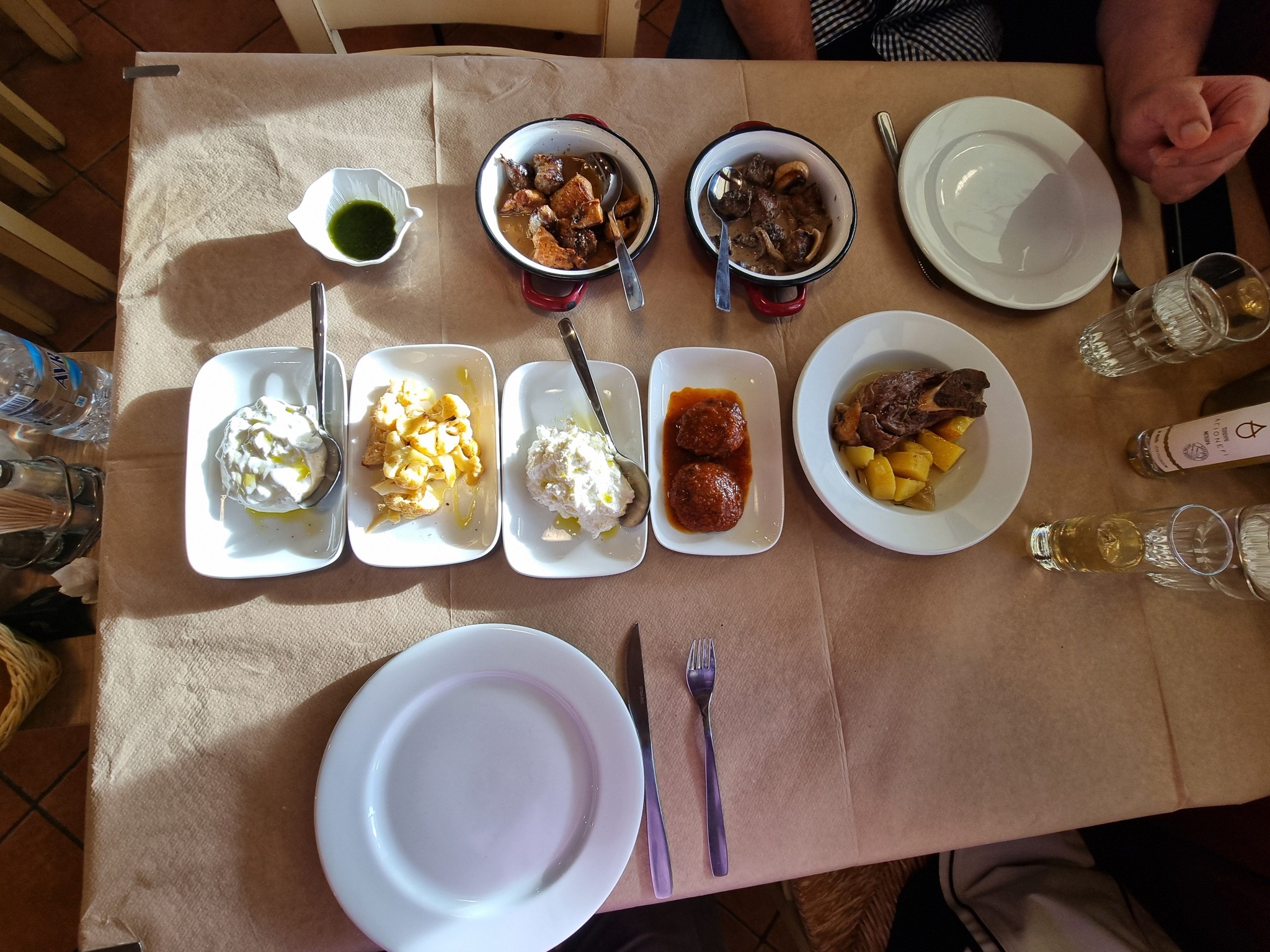 maintanos-estiatorio-krinides-kavala-citypedia-004