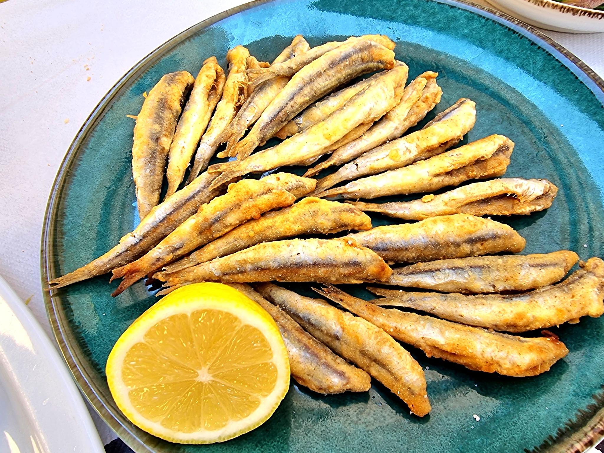 krokodeilos-taverna-kavala-citypedia-003