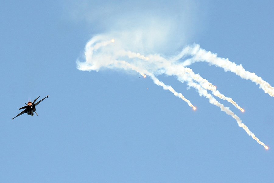 kavala-airseashow-f16-kavala-citypedia