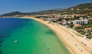 Η παραλία τηε Νέας Ηρακλείτσας στην Καβάλα