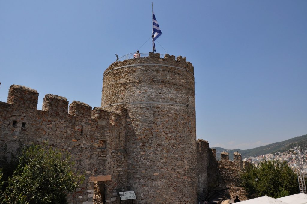 Κάστρο Καβάλας - ο κεντρικός κυκλικός πύργος