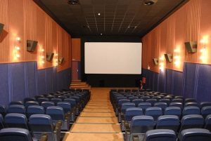 Apollon Cinema Καβάλα - αίθουσα και οθόνη