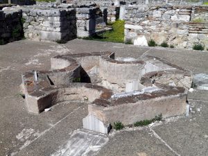 Αρχαιολογικός Χώρος Φιλίππων - το βαπτιστήριο του Οκταγώνου