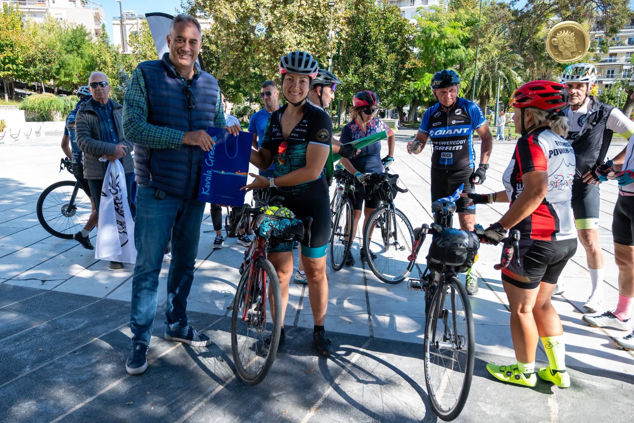 COP31 Bike Ride στην Καβάλα: υποδοχή των ποδηλατών στον Δημοτικό Κήπο (1)
