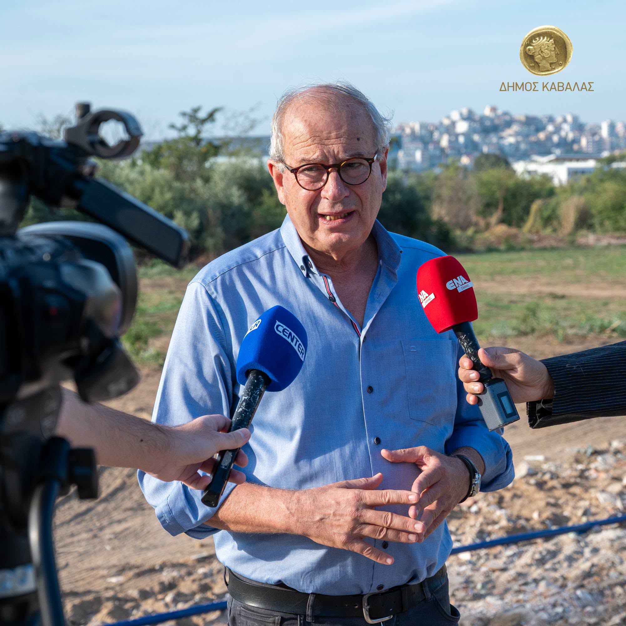 Περιγιάλι Καβάλας: ο Δήμαρχος Θόδωρος Μουριάδης μιλά στα τοπικά ΜΜΕ για τον καθαρισμό